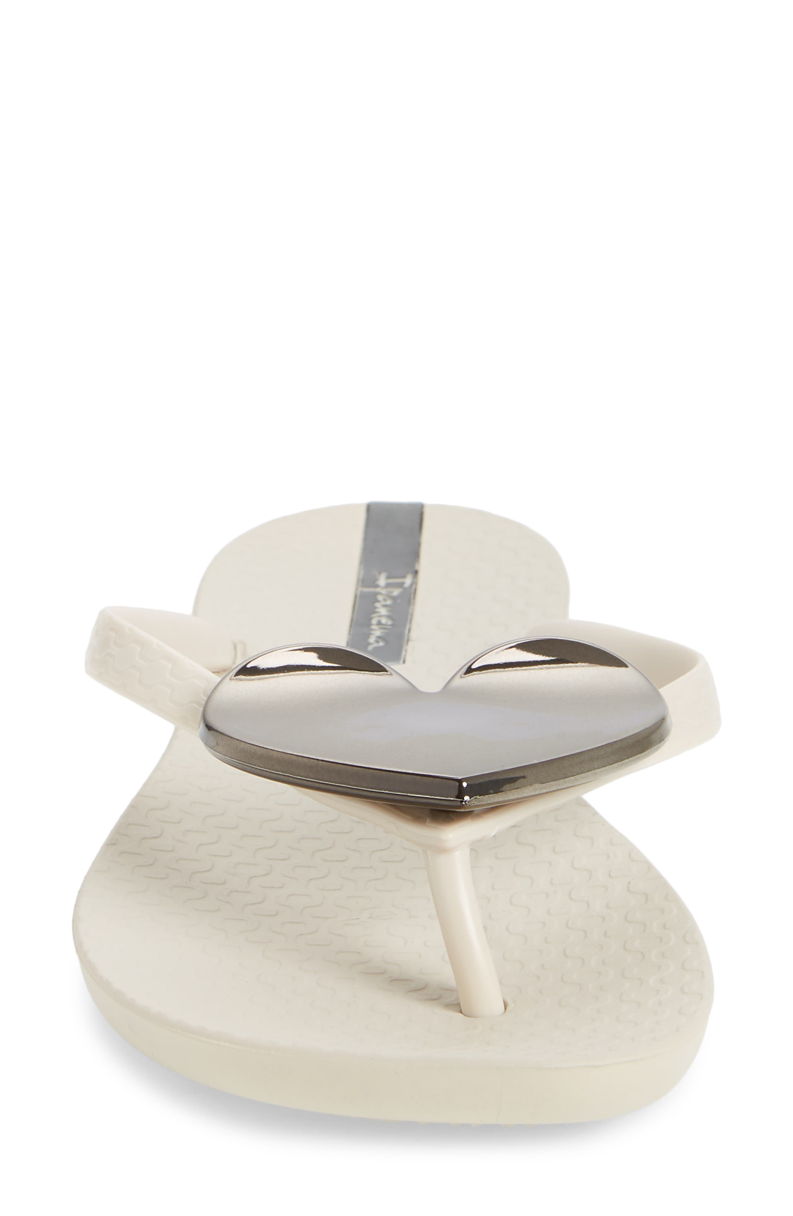 Ipanema Wave Heart Flip Flop, Alternate, color, Beige/ Beige/ Black