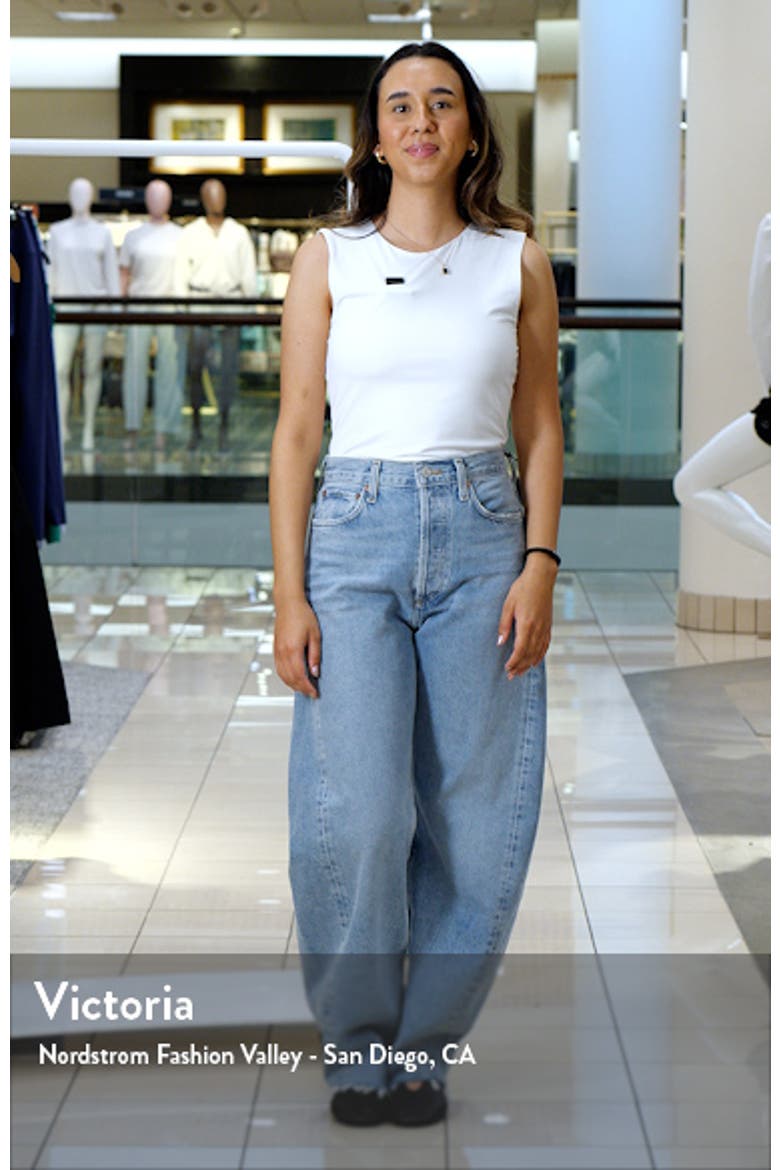Luna Pieced High Waist Raw Hem Barrel Jeans video