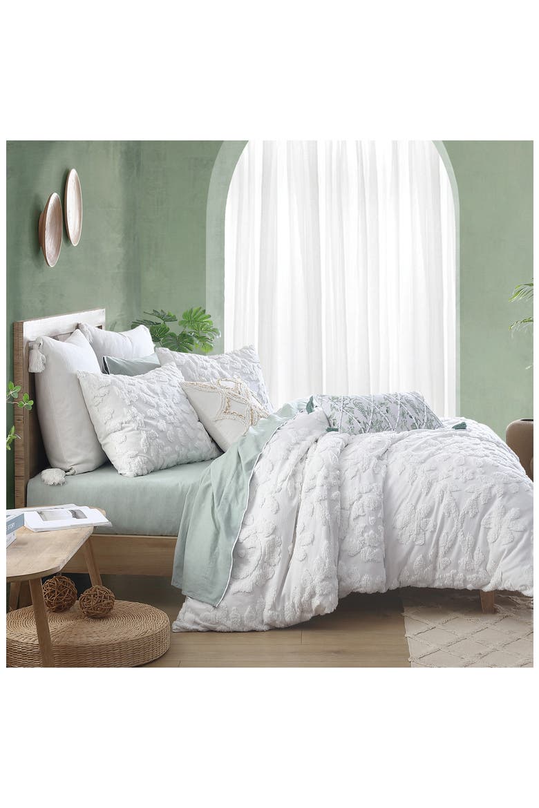 Chenille Laurel Comforter & Shams Set, Alternate, color, WHITE