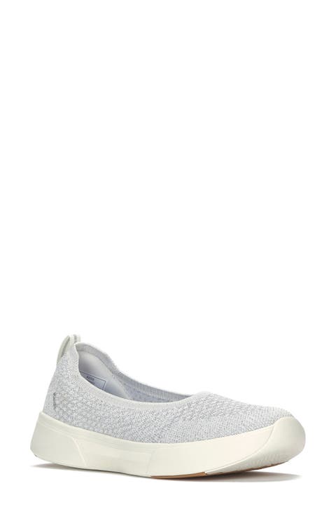 Bliss Sneaker (Women)