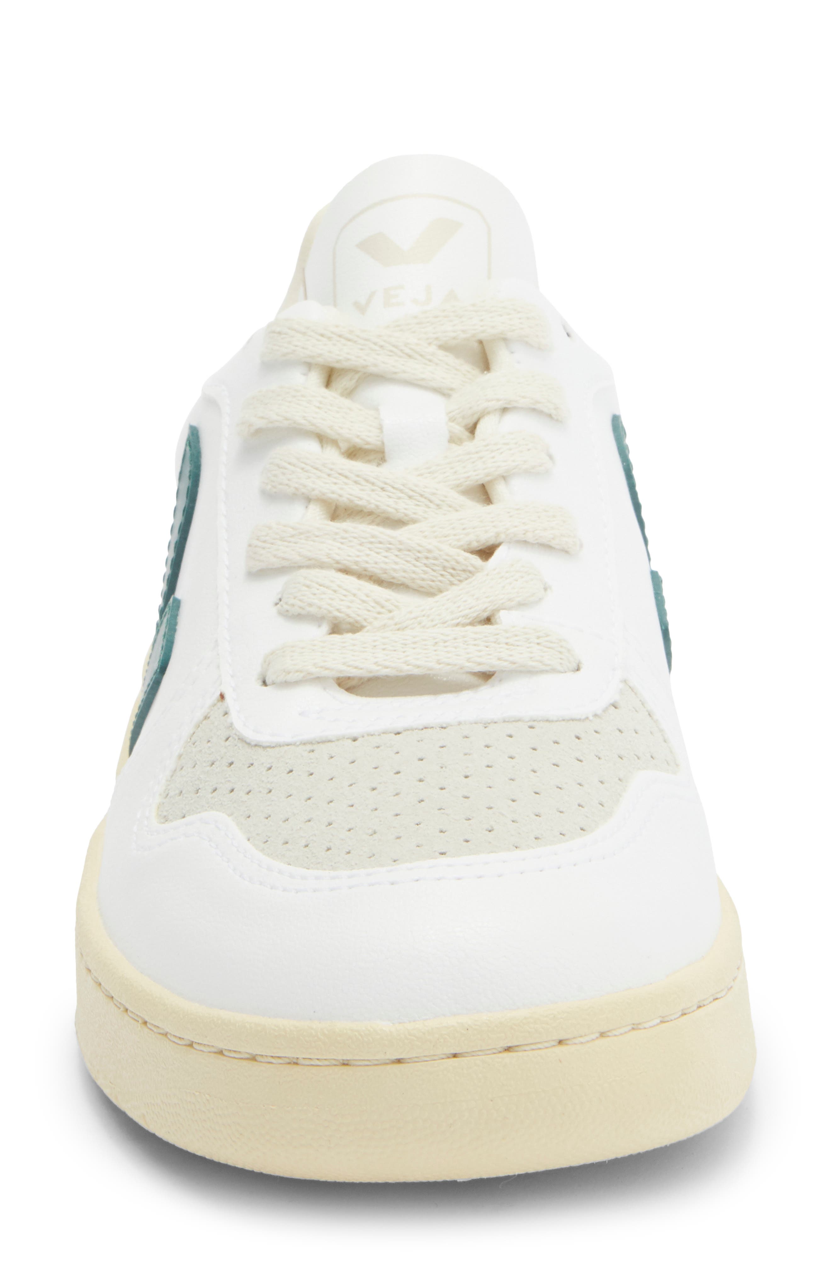 Veja V-10 Sneaker, Alternate, color, 