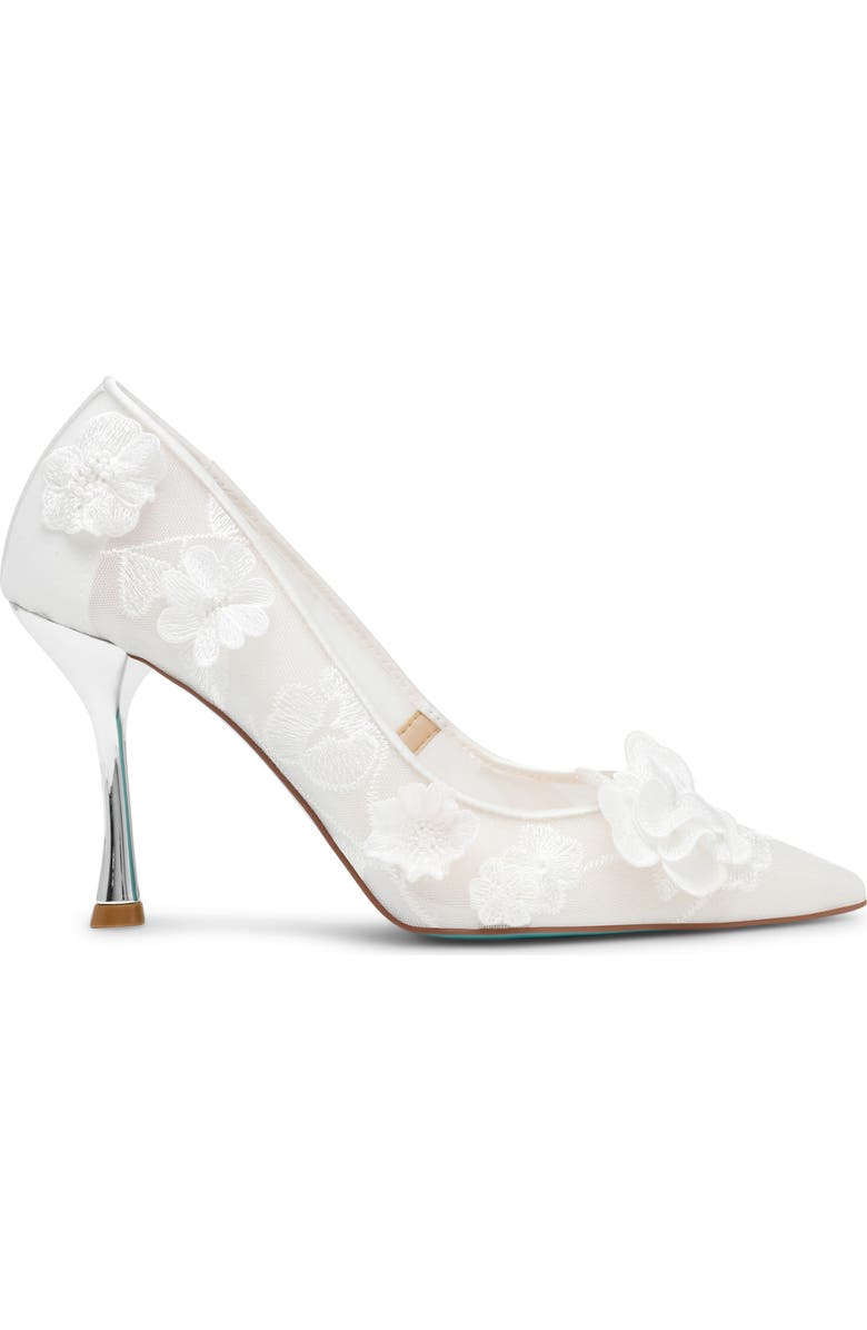 Betsey Johnson Aimey Pointed Toe Pump, Alternate, color, Ivory