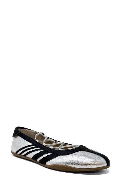 River Sneaker