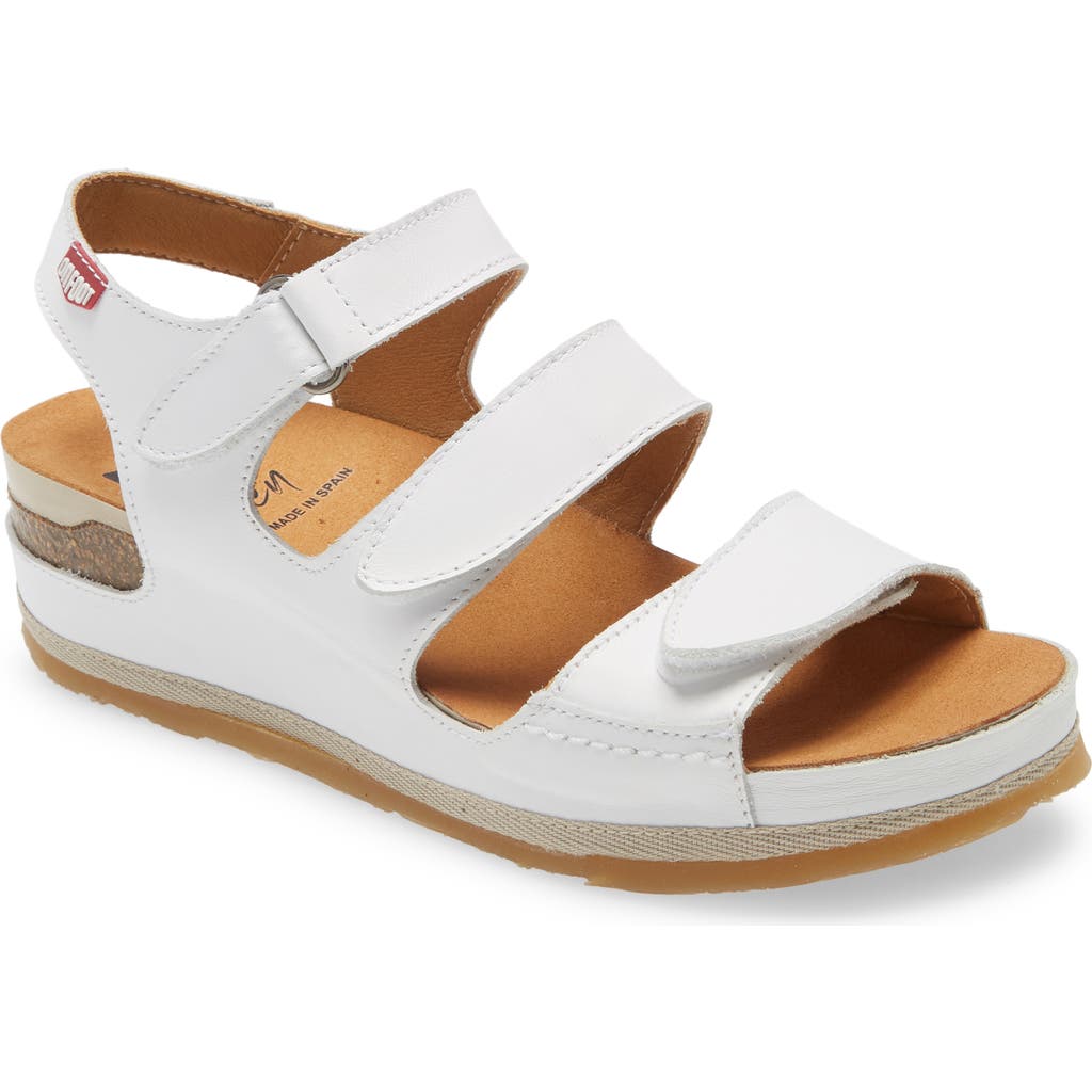 On Foot 201 Slingback Platform Sandal in Blanco  product