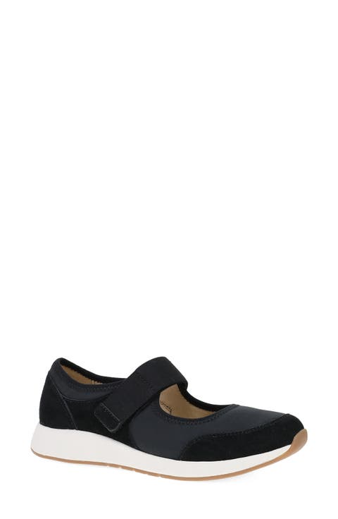 Carolina Mary Jane Sneaker