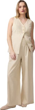 Ingrid & Isabel Sleeveless V-Neck Linen Maternity Vest