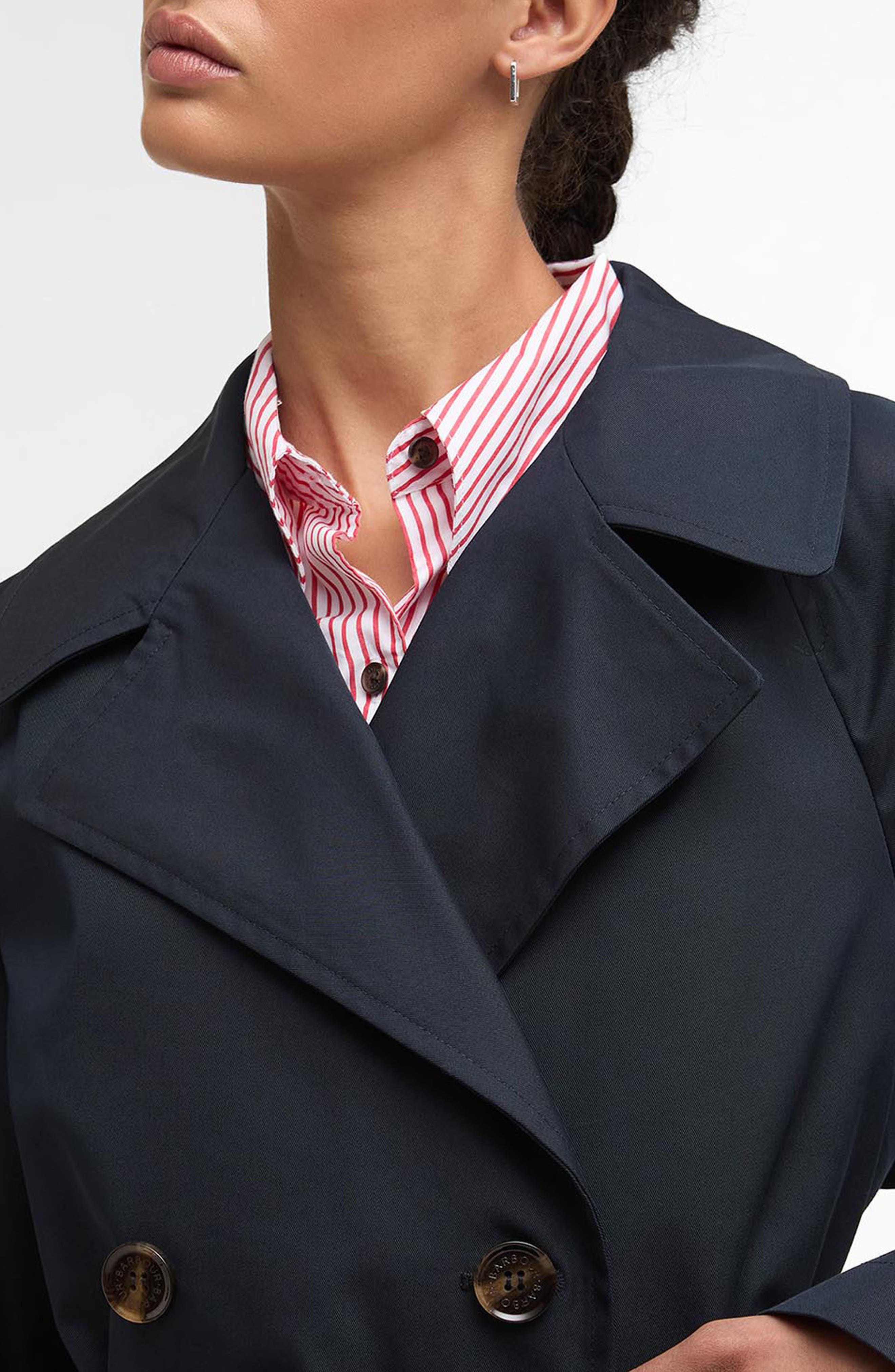 Женские Barbour Adare Showerproof Water Resistant Trench Coat — фото 3