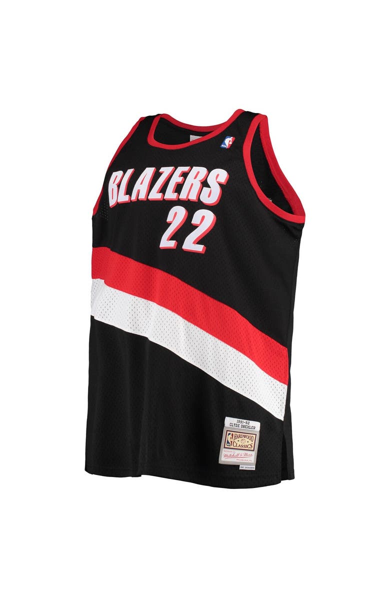 Mitchell & Ness Men's Mitchell & Ness Clyde Drexler Black Portland Trail Blazers 1991/92 Big & Tall Hardwood Classics Swingman Jersey, Alternate, color, 