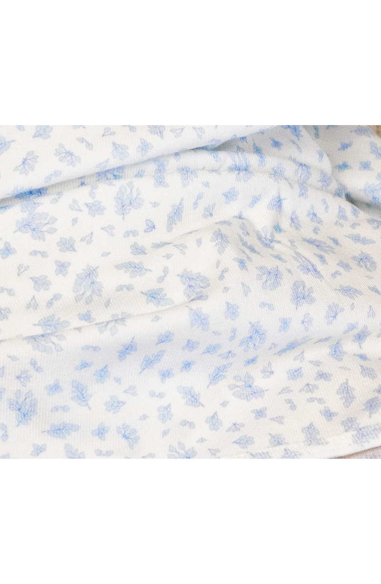 NoggiWear Floral Printed Blanket, Alternate, color, Light Blue Floral
