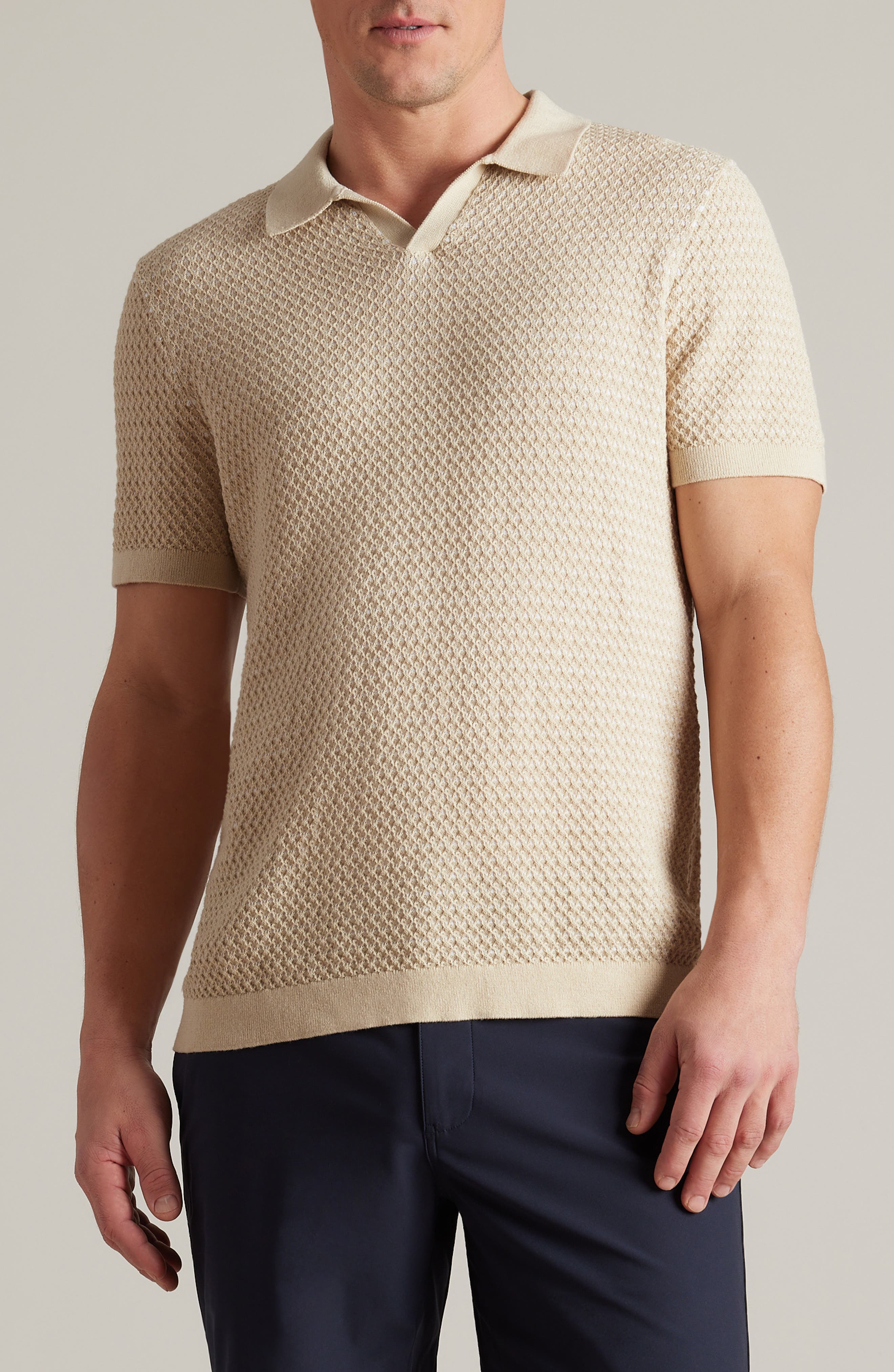 SANDSTONE/WHITE