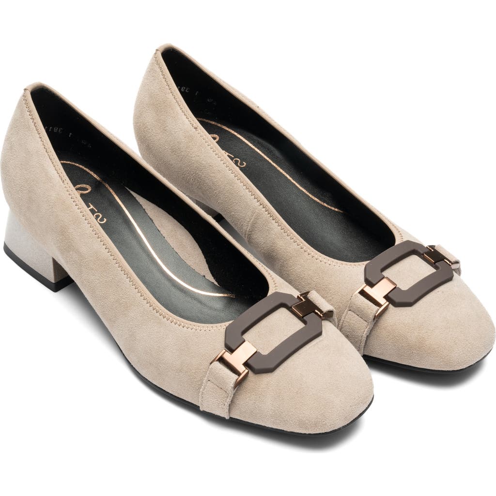 Ara Glacier Pump In Brown