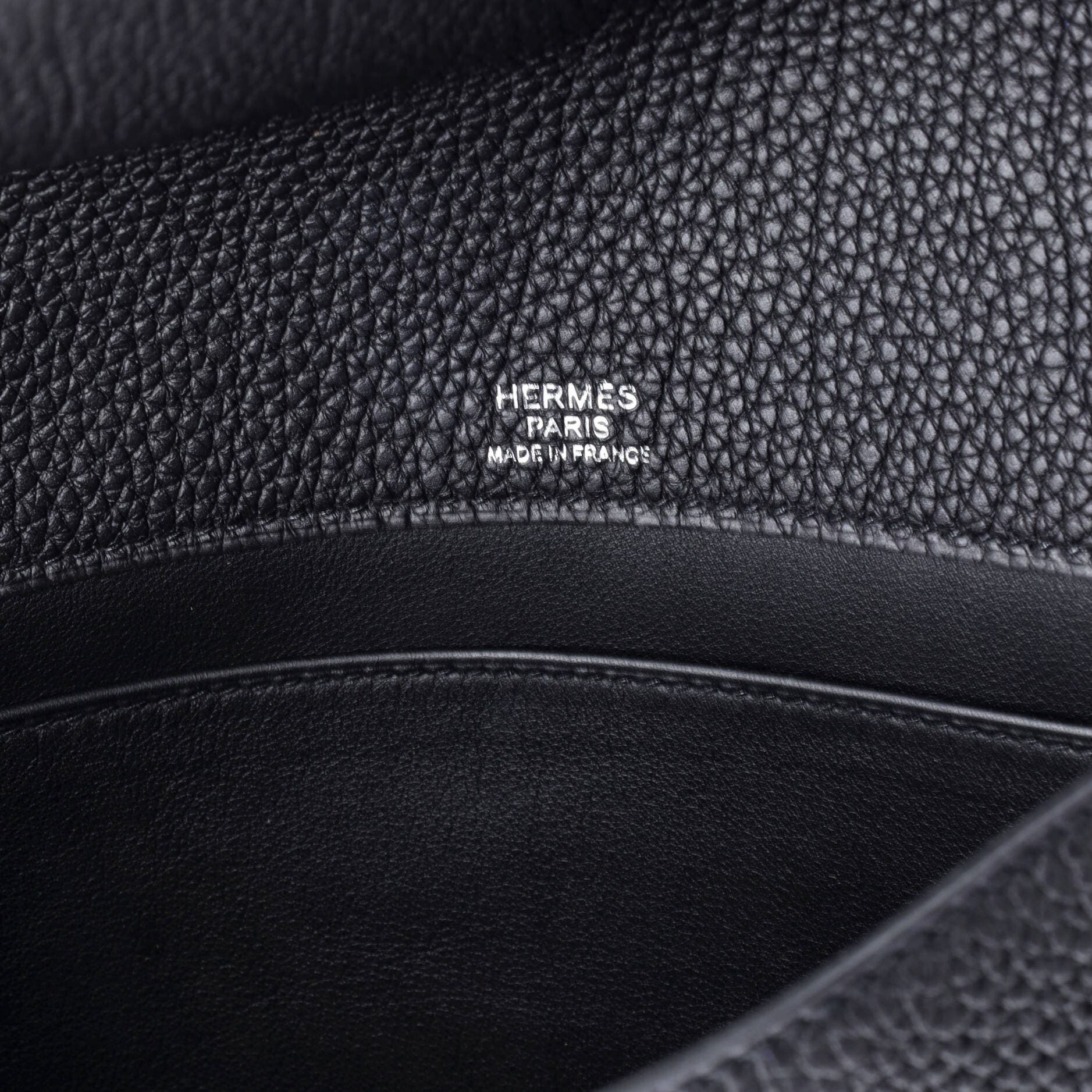 Pre-Owned Hermes Sac a Depeches Messenger Bag Togo 29, Alternate, color, Noir