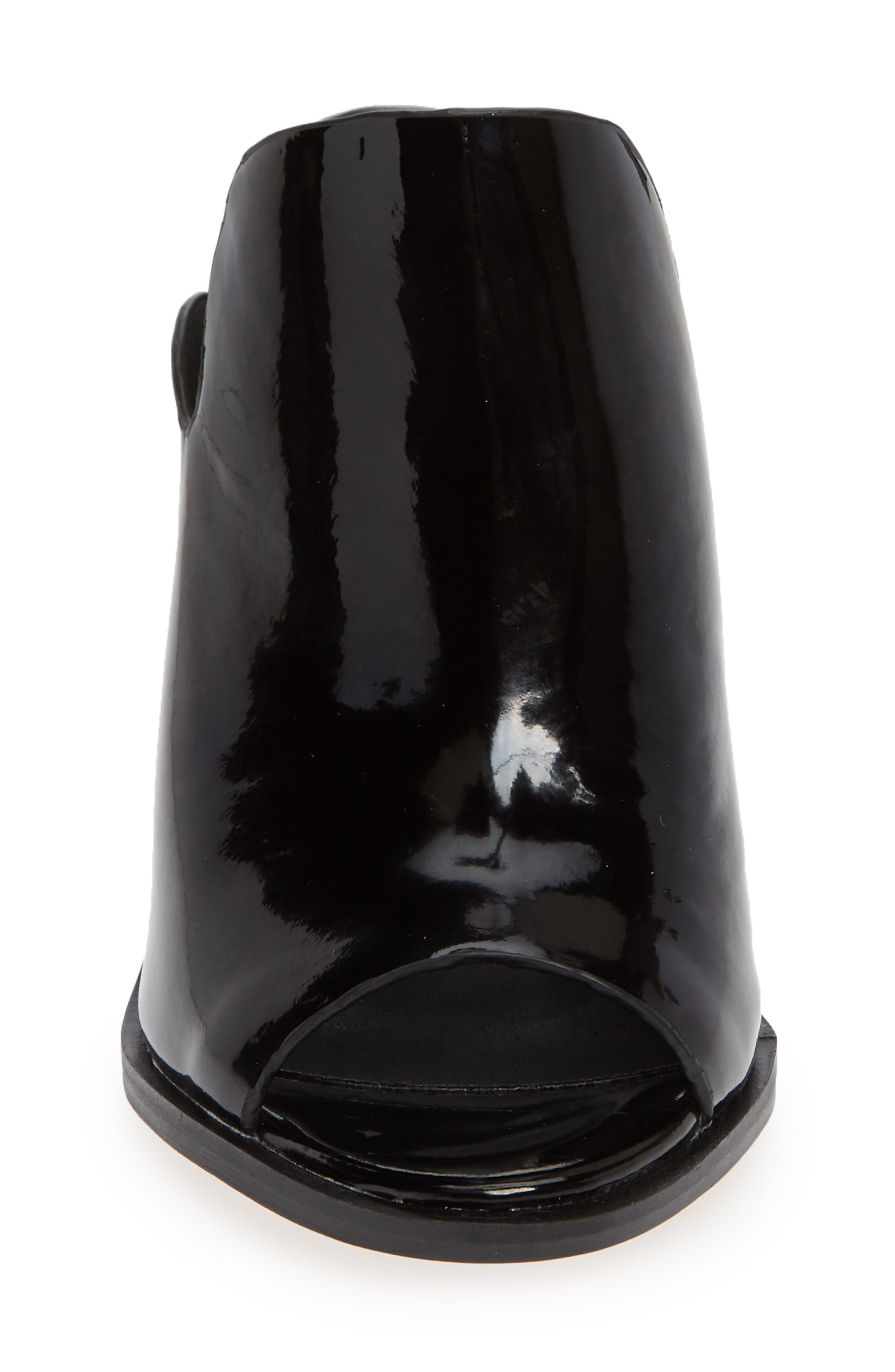 Alias Mae Admon Mule, Alternate, color, 