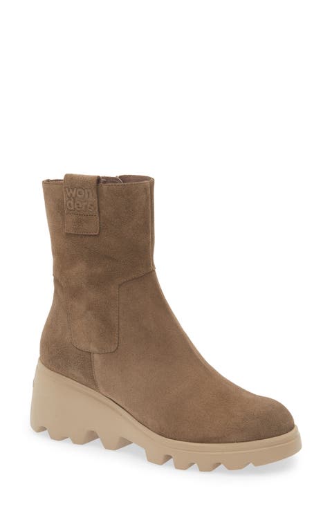 G-7022 Wedge Boot (Women)