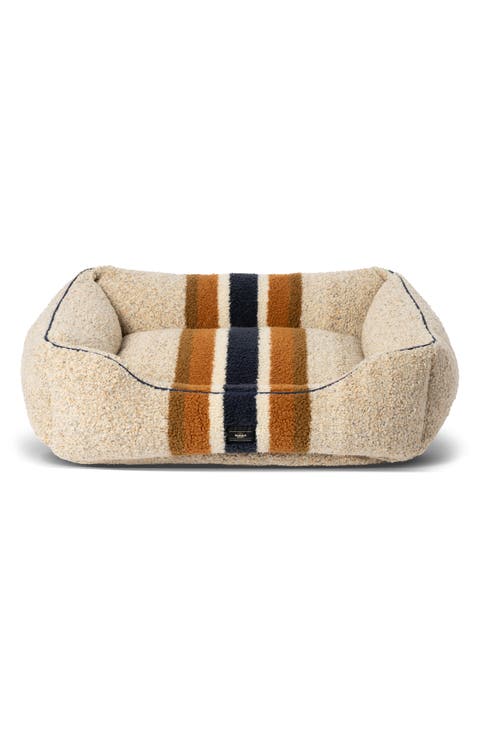 Kuddle Pet Bed