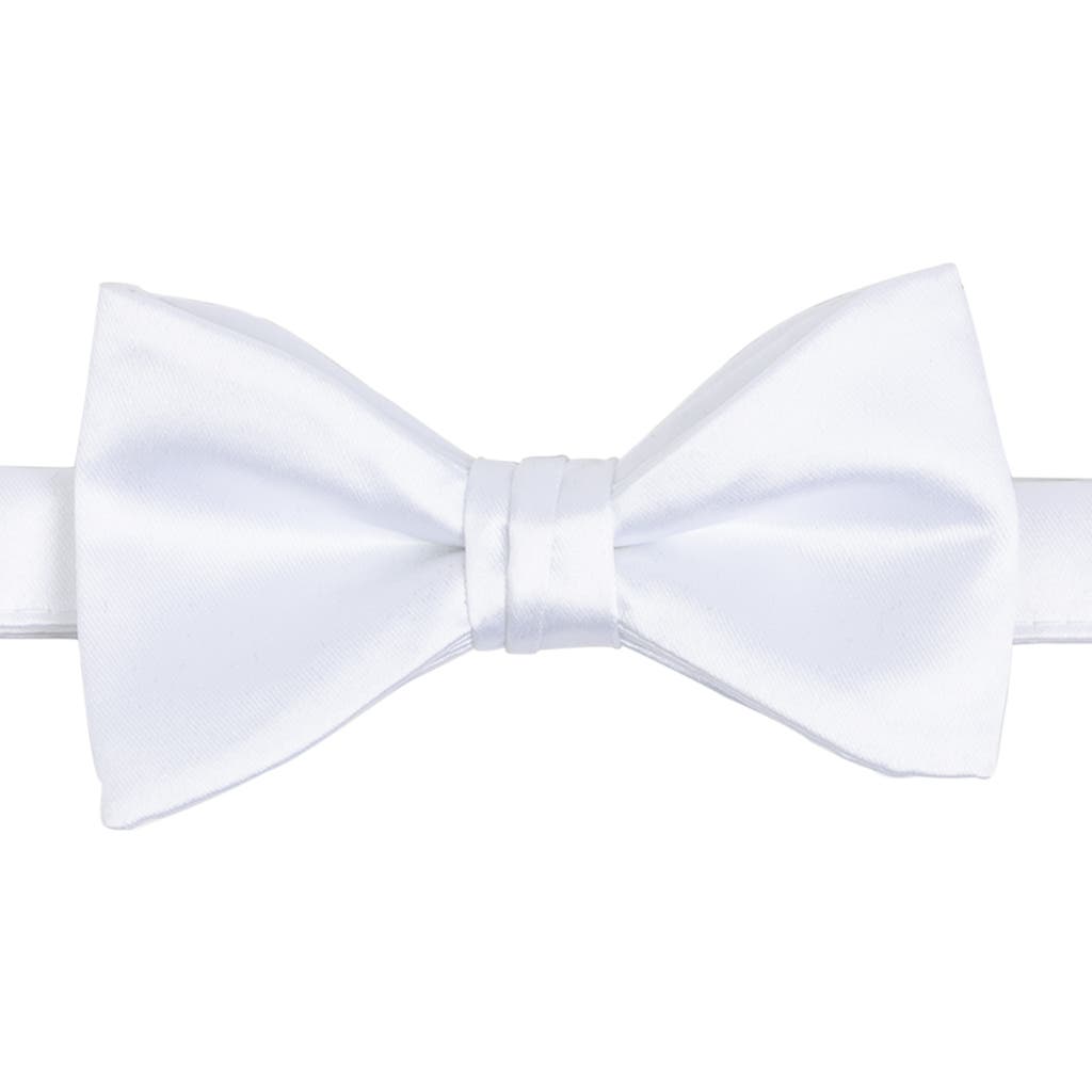 Brooklyn Brigade Solid Satin Pre-tied Bow Tie