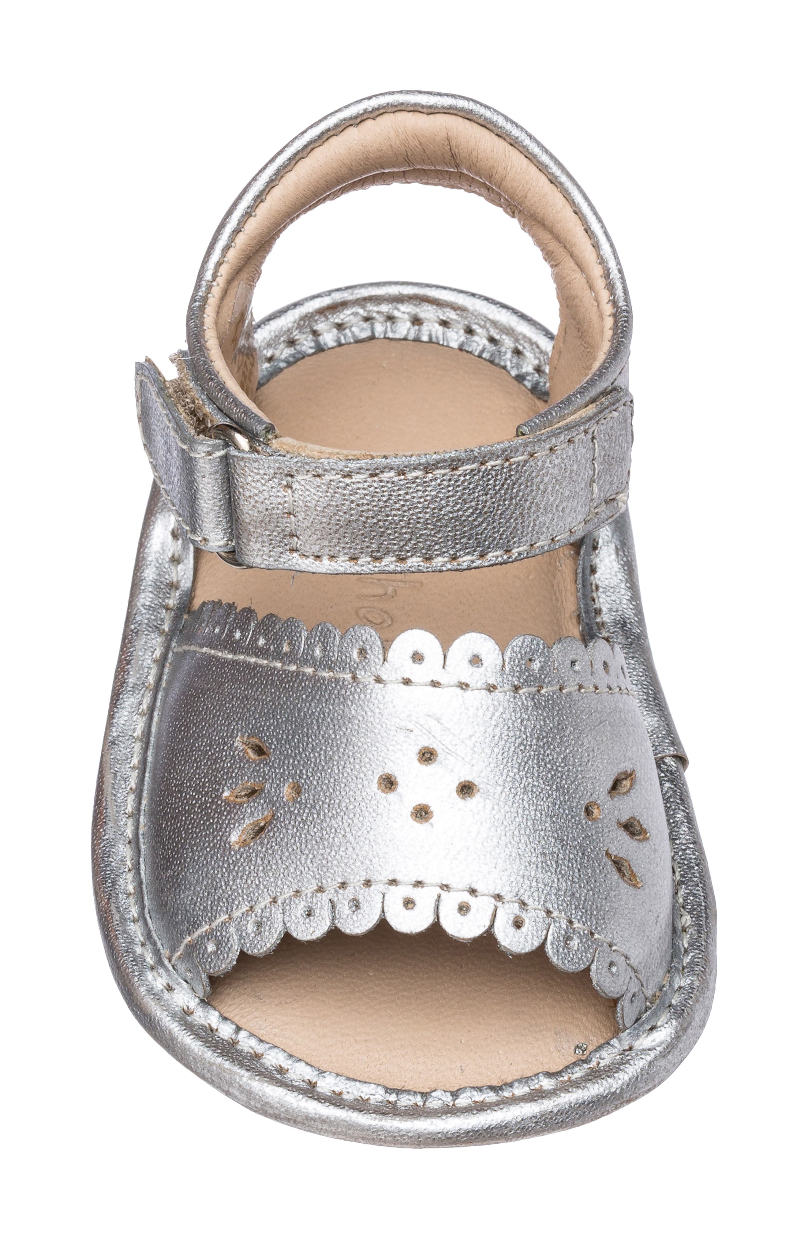 Elephantito Flower Crib Shoe Sandal, Alternate, color, 