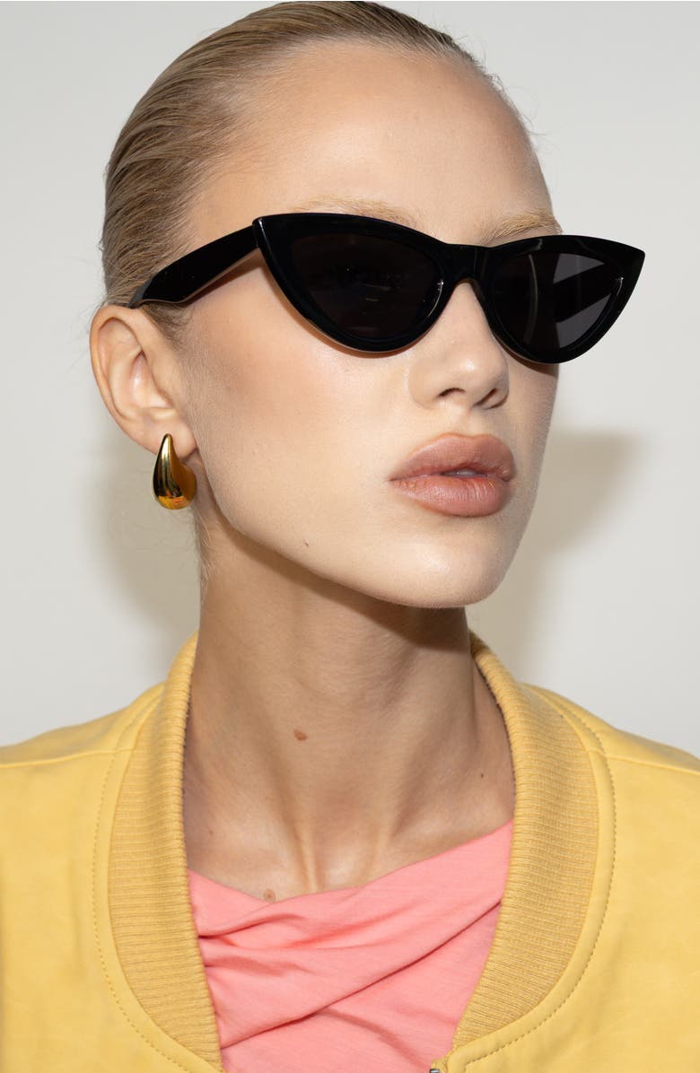 Reality Eyewear Kiss Kiss Sunglasses, Alternate, color, Black