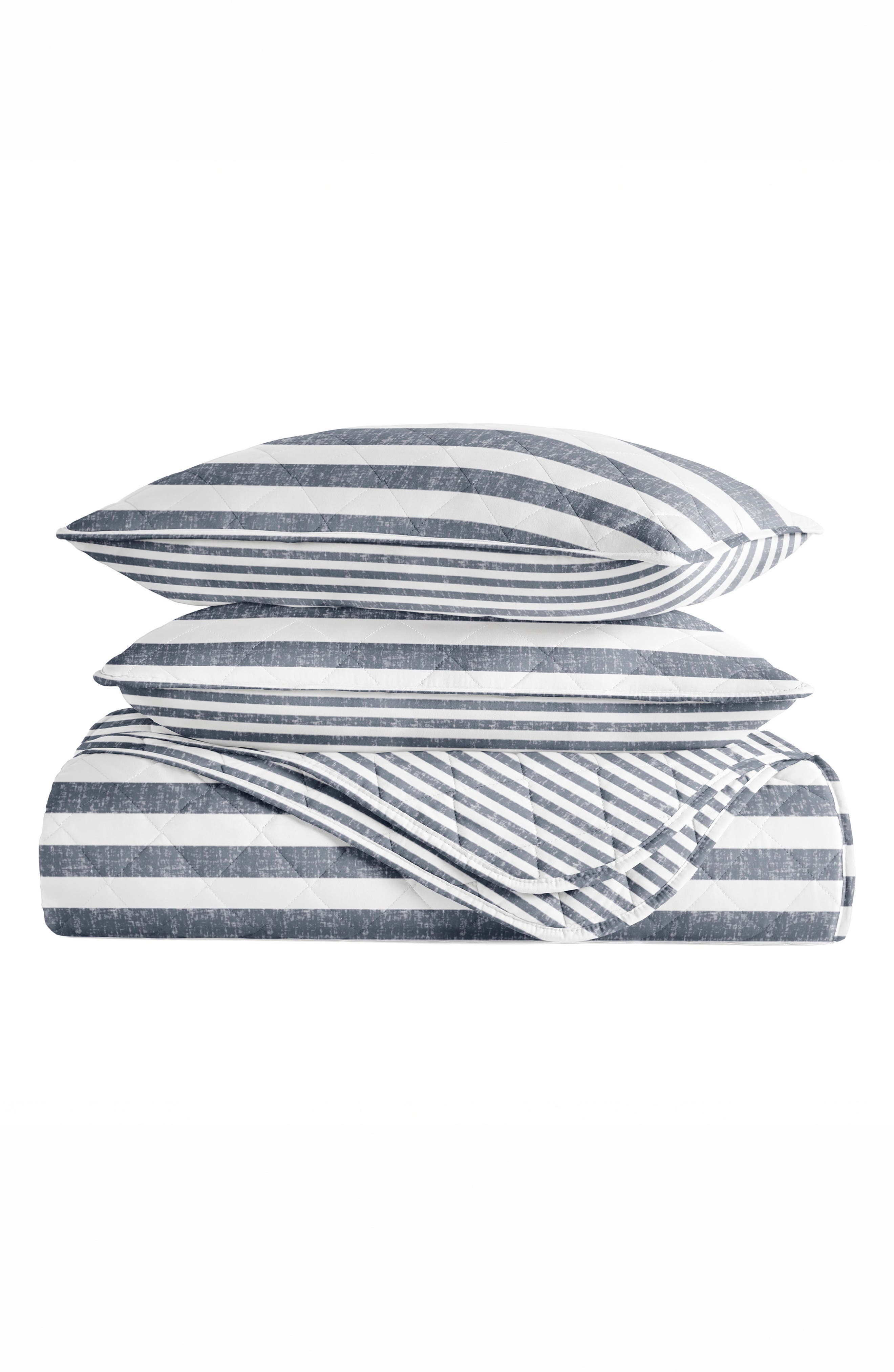 HOMESPUN Pattern Reversible Quilt & Sham Set