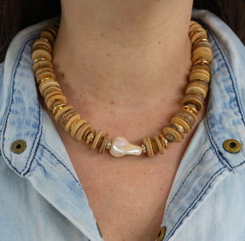 Erin Mcdermott Jewelry Raw Coconut Wood & Pearl Necklace In Brown
