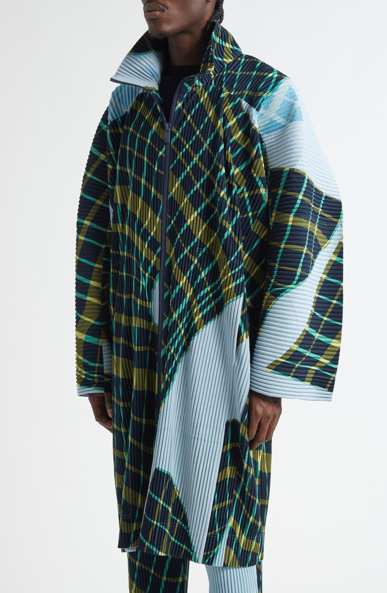 Homme Plissé Issey Miyake Windswept Plaid Pleated Coat, Alternate, color, Blue Gray