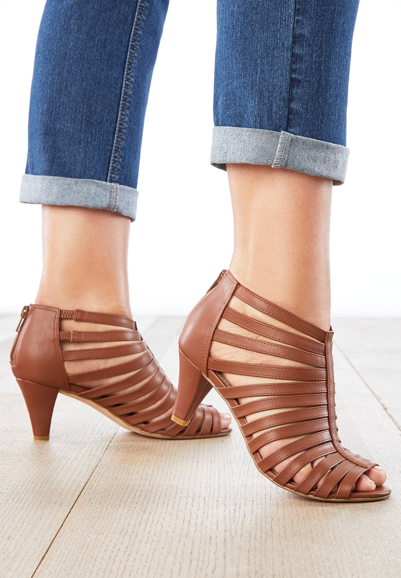 The Saffi Shootie, Alternate, color, COGNAC