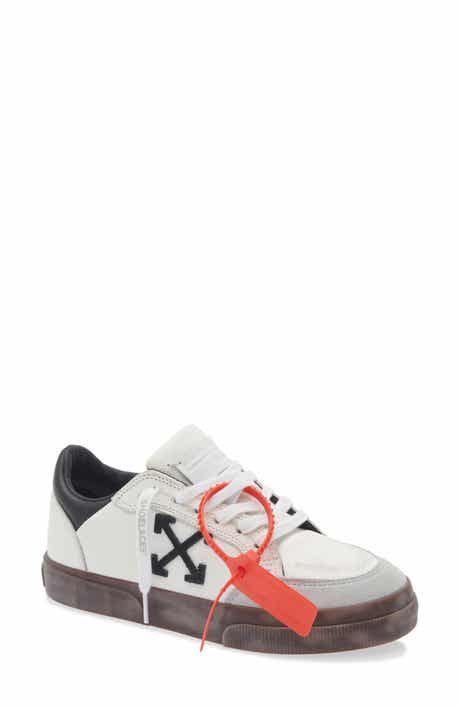 Off-White Low Vulcanized Vintage Sneaker