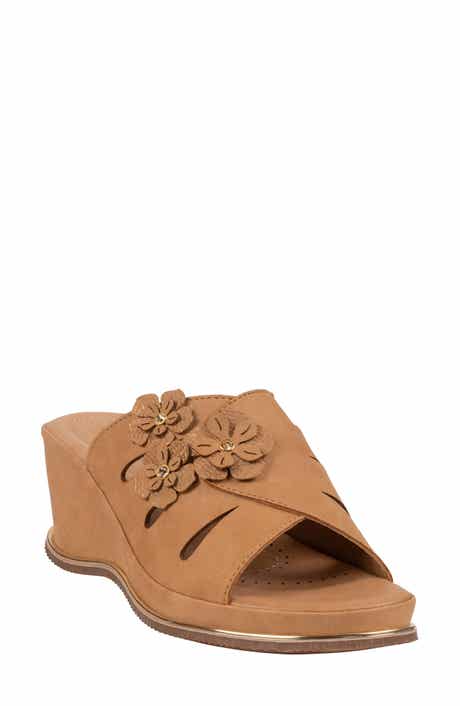 GOOD CHOICE NEW YORK Sarel Floral Wedge Sandal