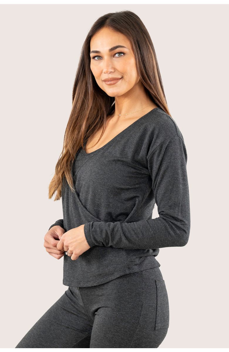 JJwinks Wrap Star Built-In Shelf Lounge & Sleep Long Sleeve Top, Alternate, color, Charcoal