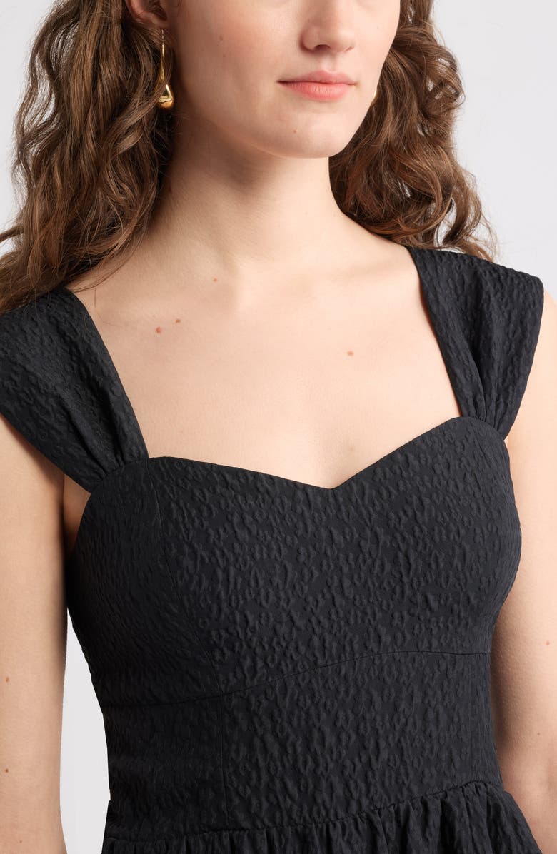 Chelsea28 Sweetheart Jacquard Midi Dress, Alternate, color, Black