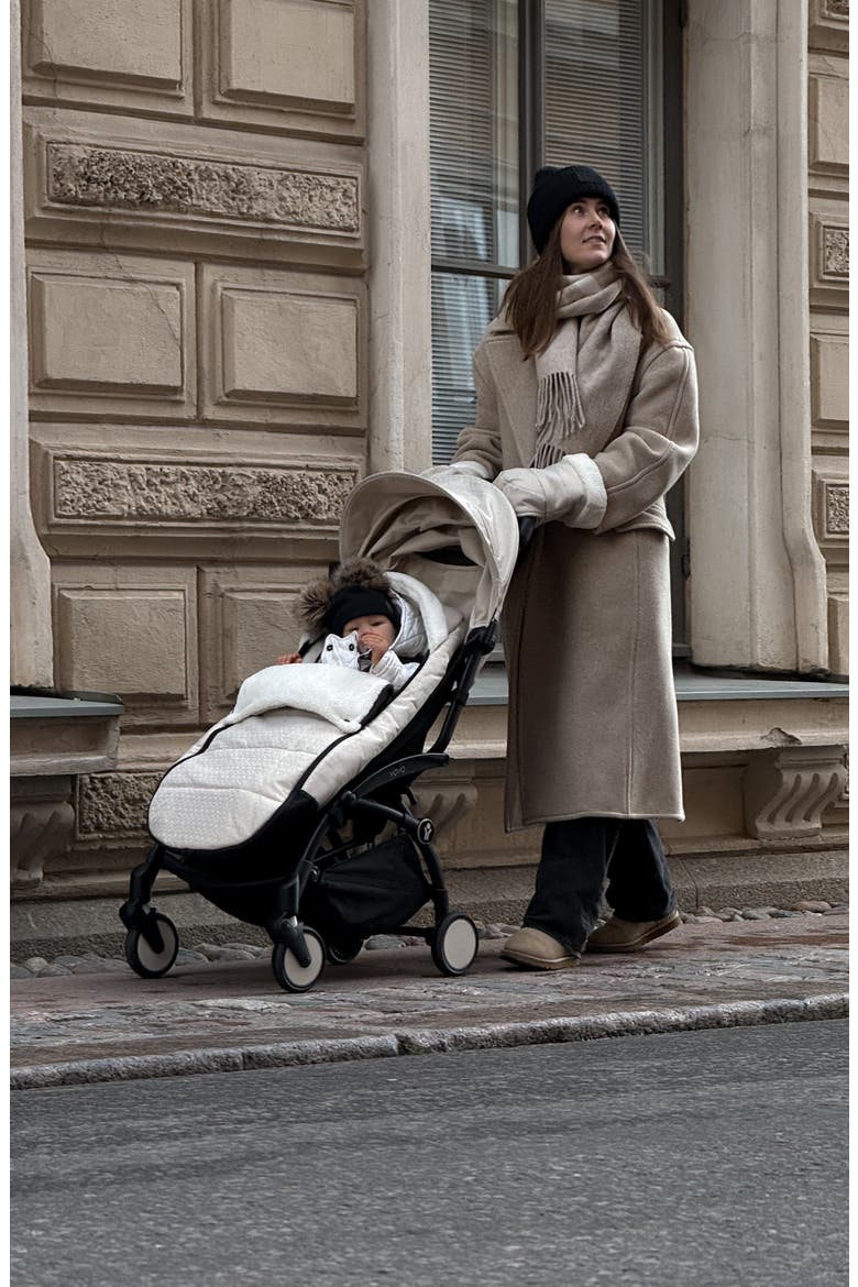 x Bonpoint YOYO Water Repellent Stroller Mittens, Alternate, color, BEIGE