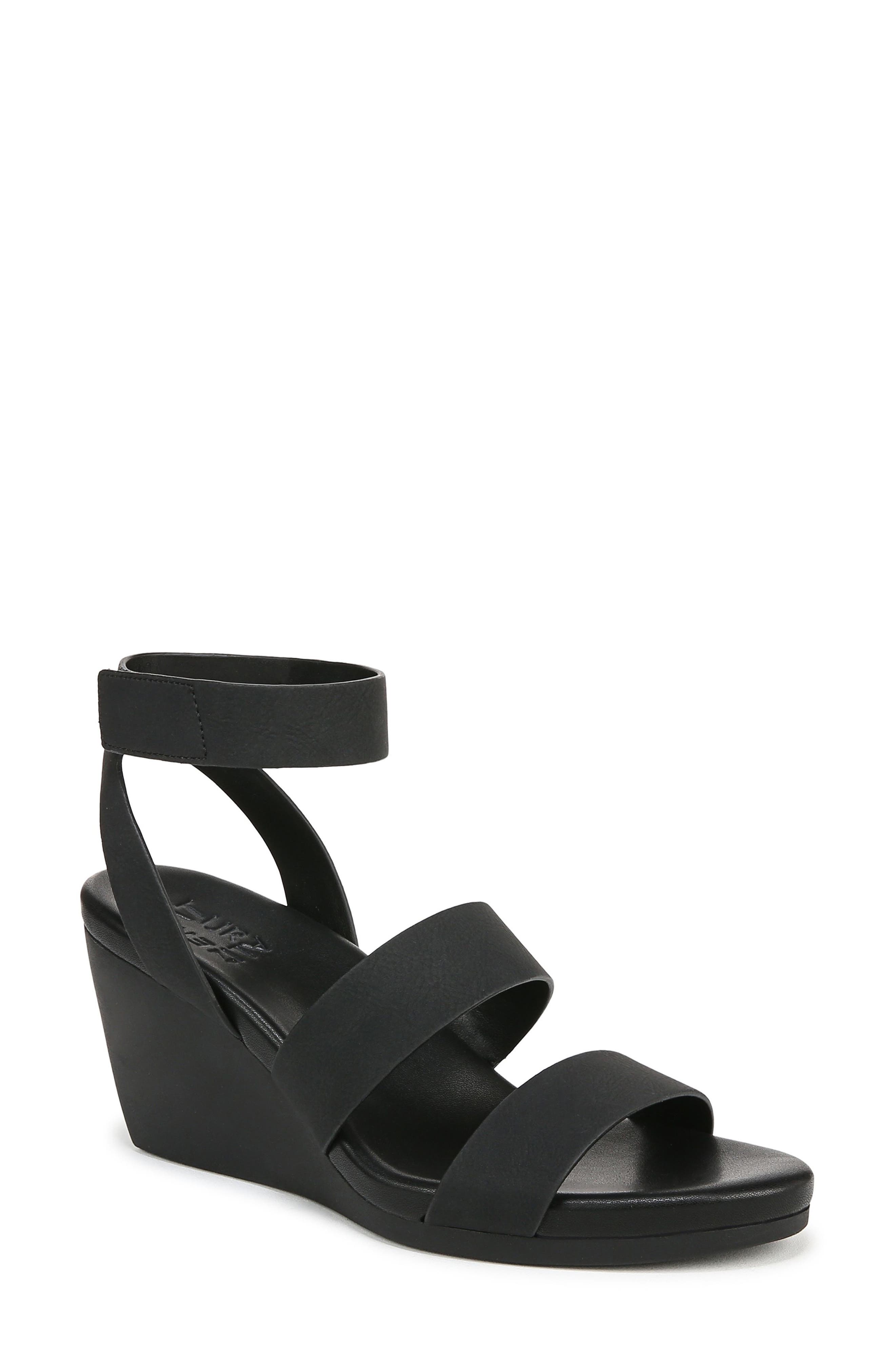 Naturalizer Priya Wedge Sandal
