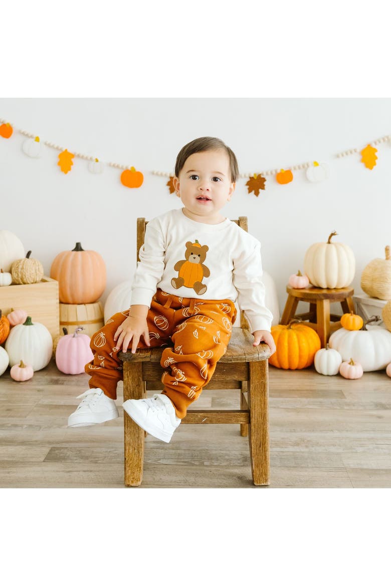 Pumpkin Teddy Bear Patch Long Sleeve Romper, Alternate, color, Natural