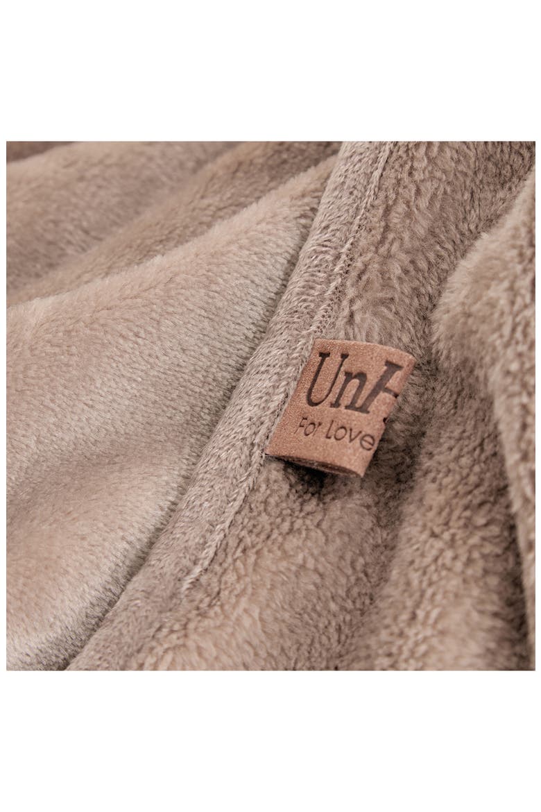 Lil' Marsh Traveller Plush Blanket, Alternate, color, MOCHA SHAR-PEI