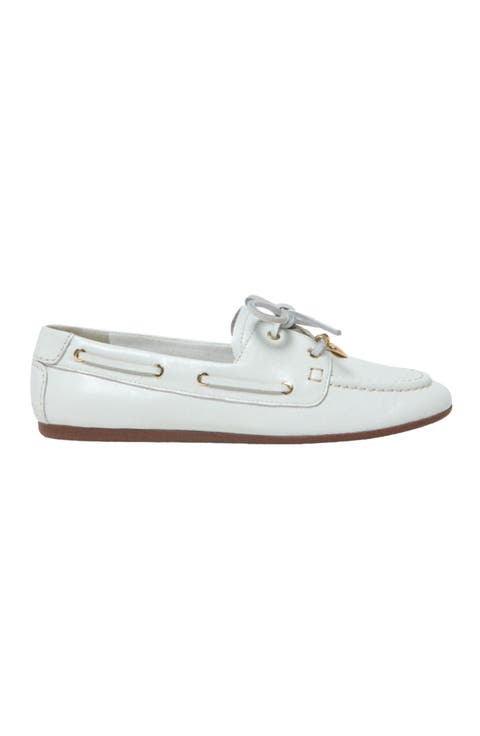 Leather boat shoes