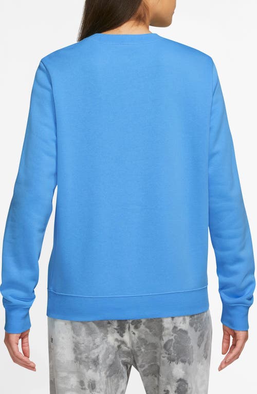 Nike Sportswear Club Fleece Crewneck Sweatshirt In University Blue/white