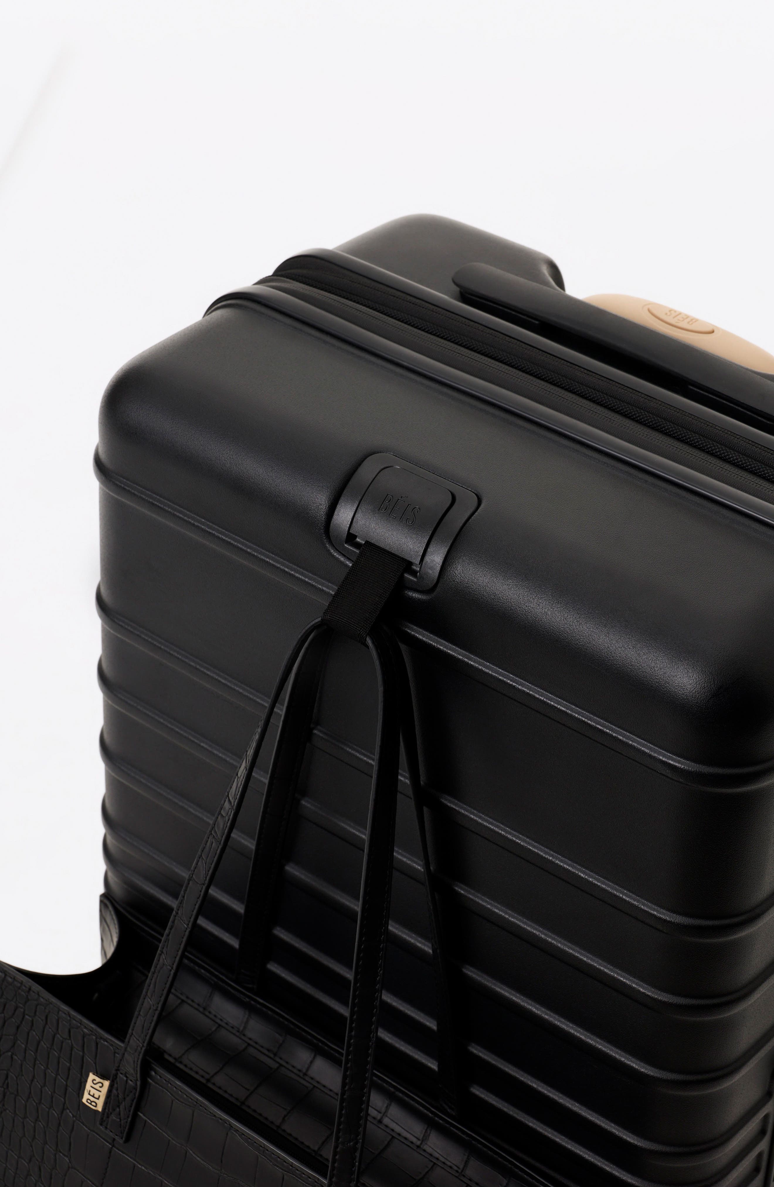 Béis The 26-Inch Expandable Check-In Roller, Alternate, color, Black