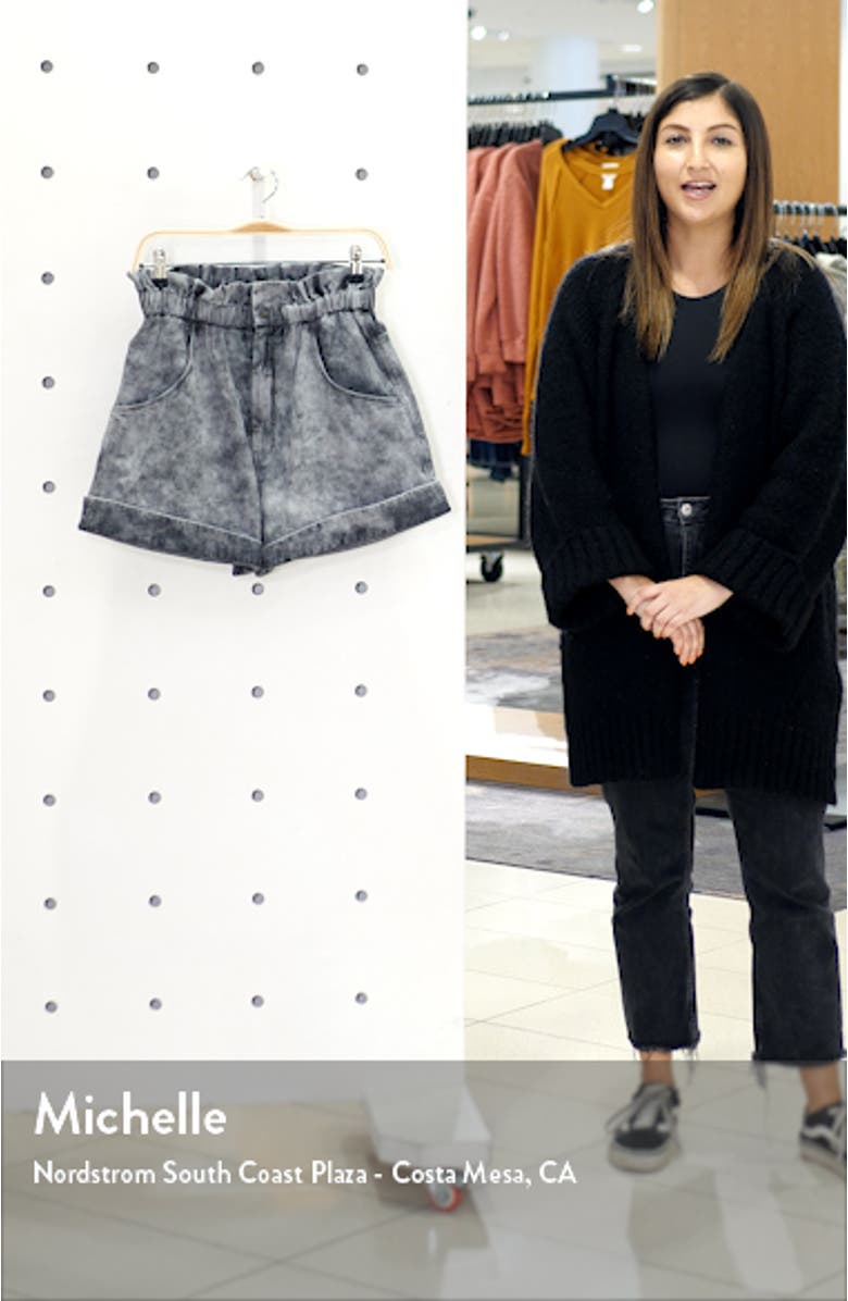 Itea Stonewash Paperbag Short, sales video thumbnail