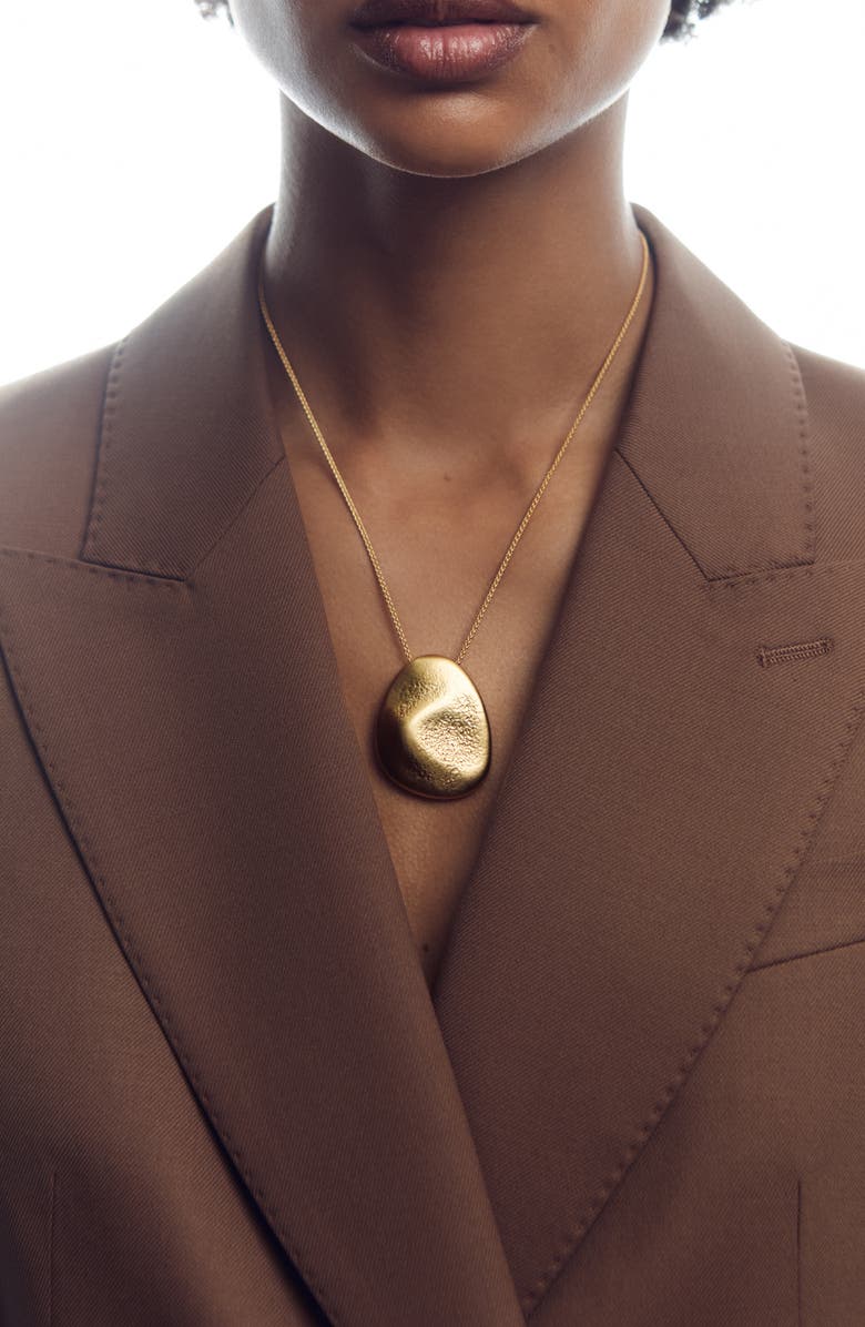 Reiss Perdita Textured Pebble Pendant Necklace, Alternate, color, Gold Tone