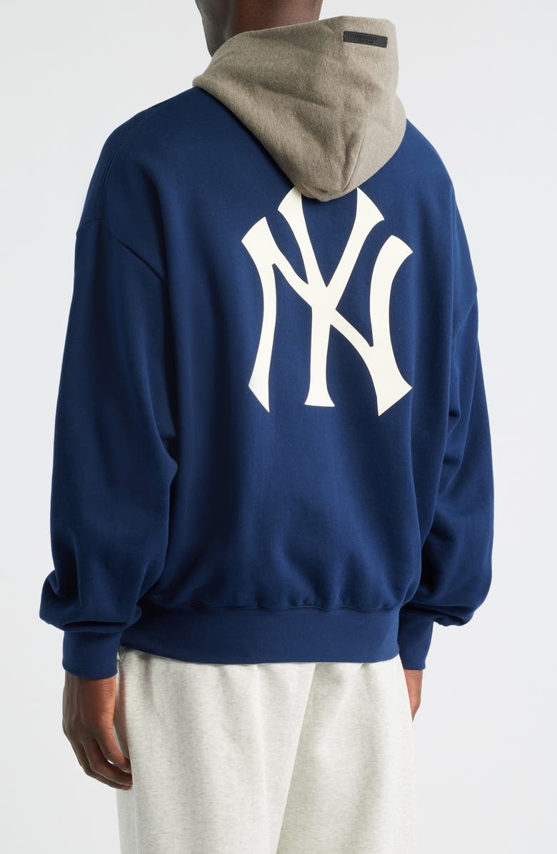 Fear of God Essentials x MLB Yankees Sport Fit Graphic Hoodie, Alternate, color, Navy/ Warm Heather