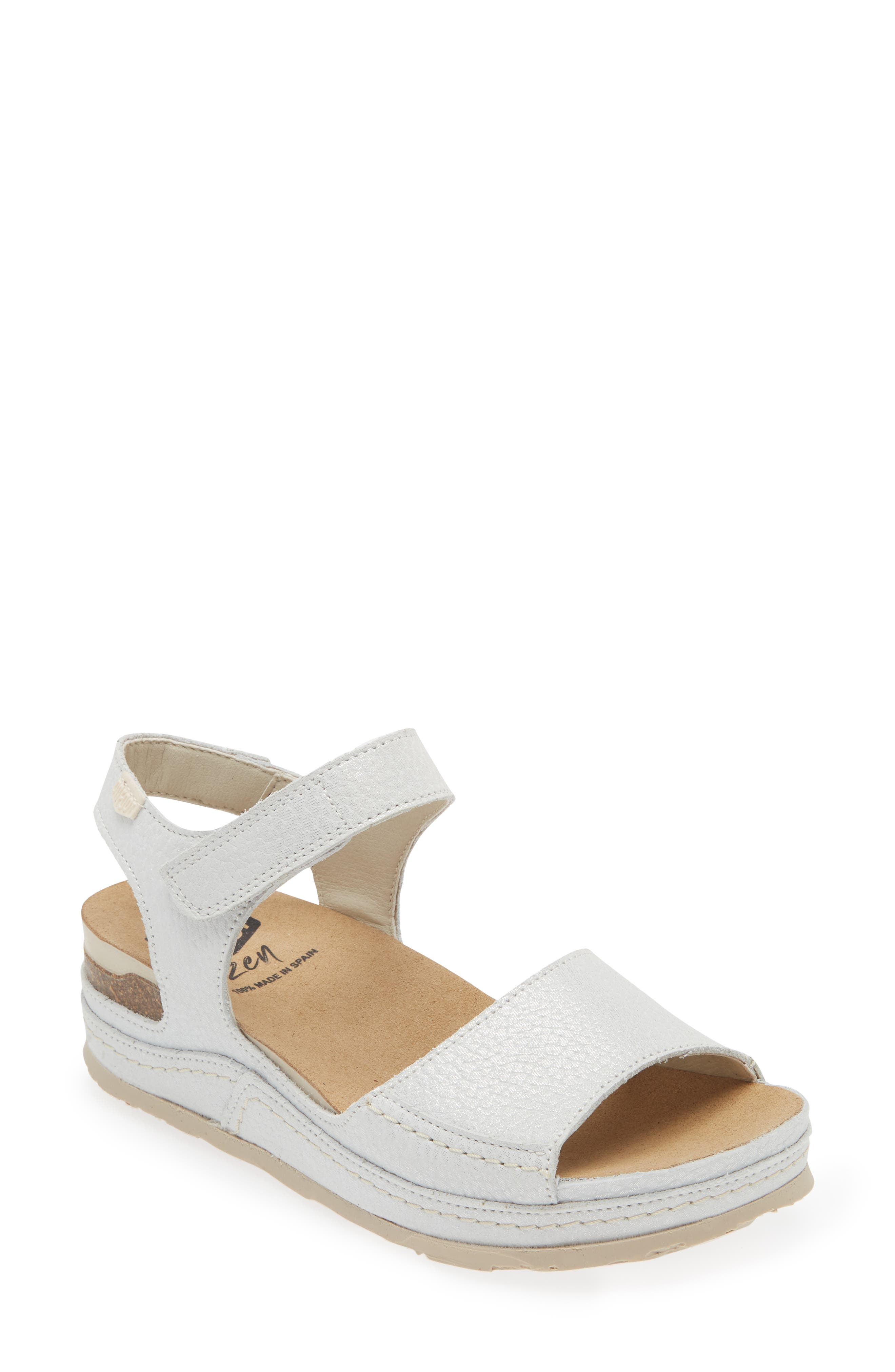 On Foot 250 Madison Platform Sandal, Main, color, Blanco