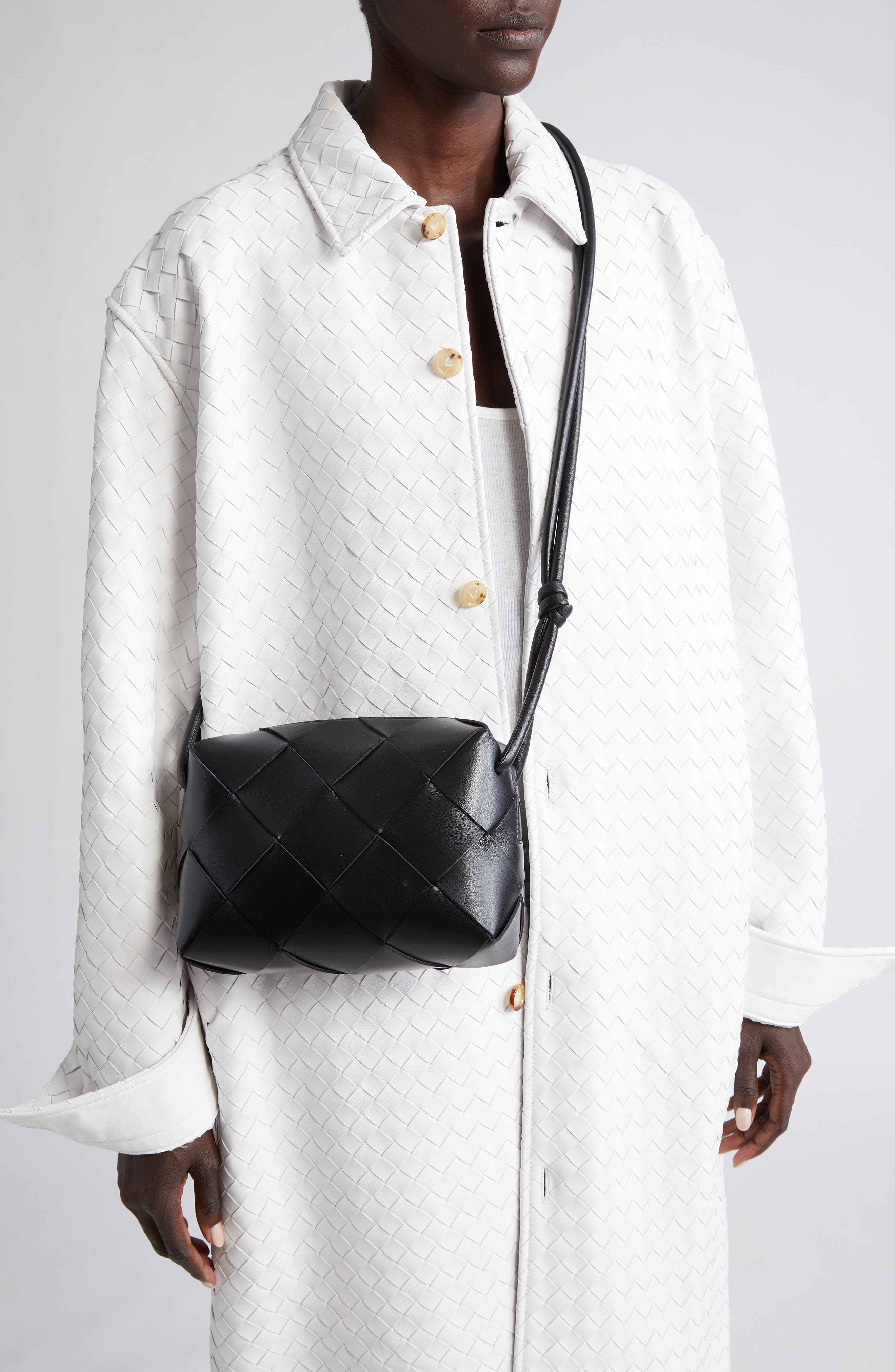 Bottega Veneta Large Intrecciato Leather Crossbody Bag, Alternate, color, 