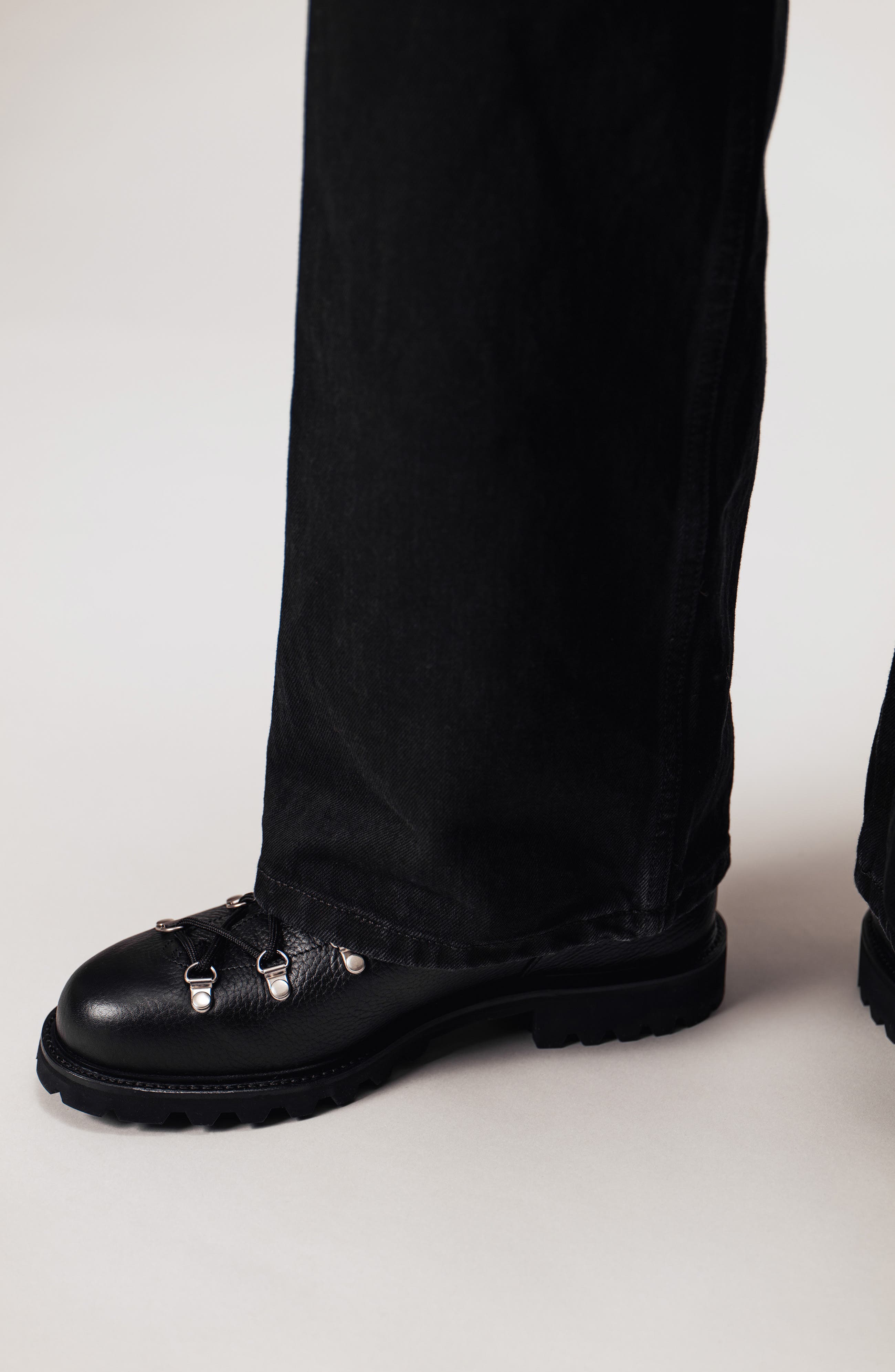 MORJAS The Hiking Boot, Alternate, color, Black Grain