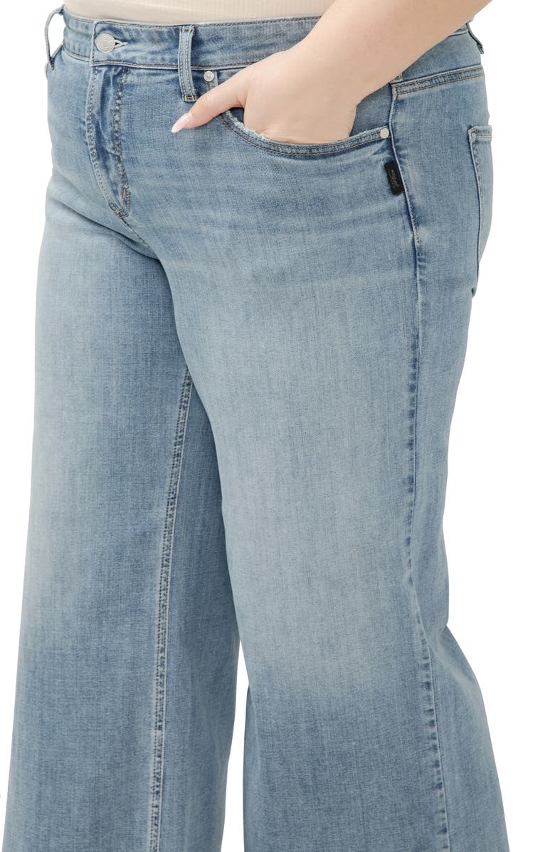 Silver Jeans Co. Suki Curvy Raw Hem Ankle Wide Leg Jeans, Alternate, color, Indigo