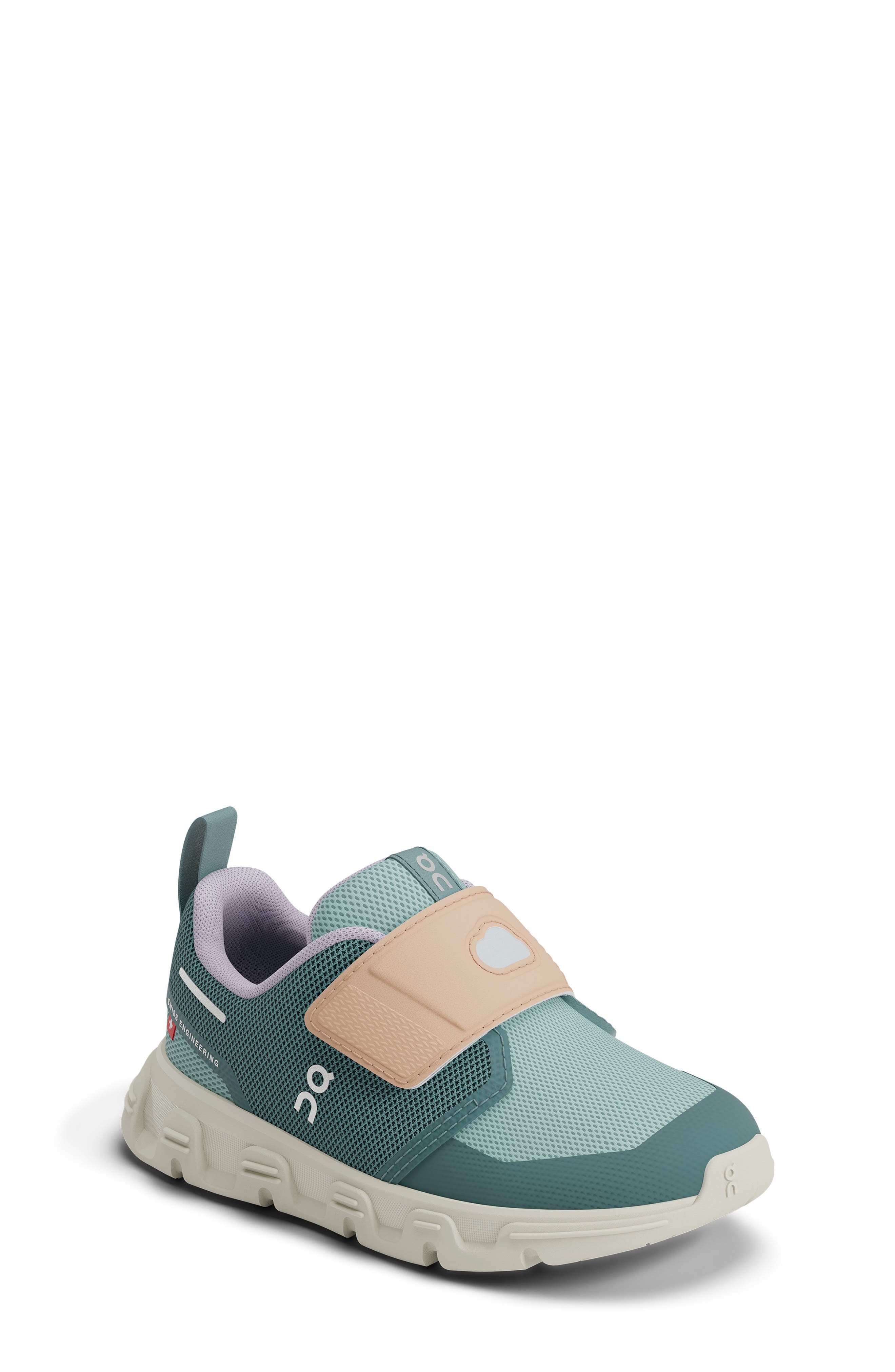 On Kids' Cloud Dash Sneaker, Main, color, 