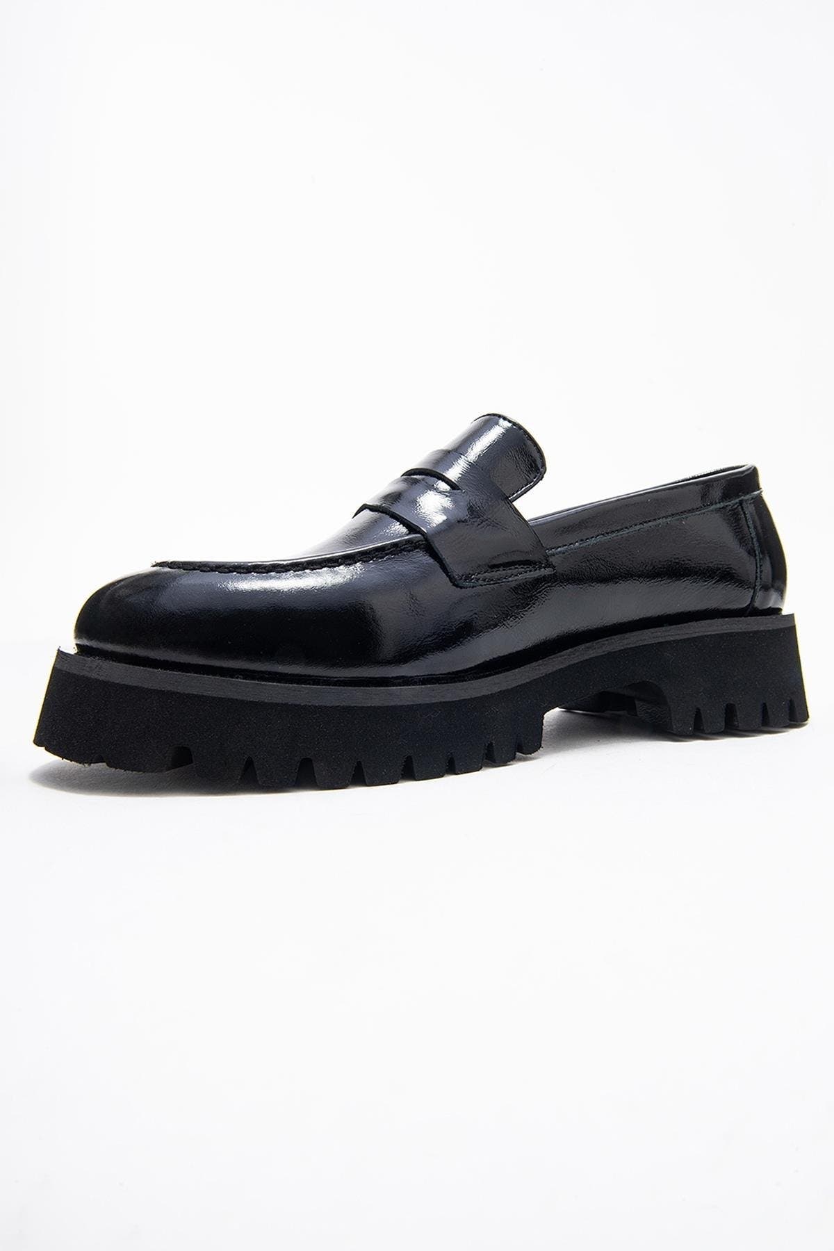 Forever & Always Shoes Vionel Leather Loafer, Alternate, color, Black Patent Leather