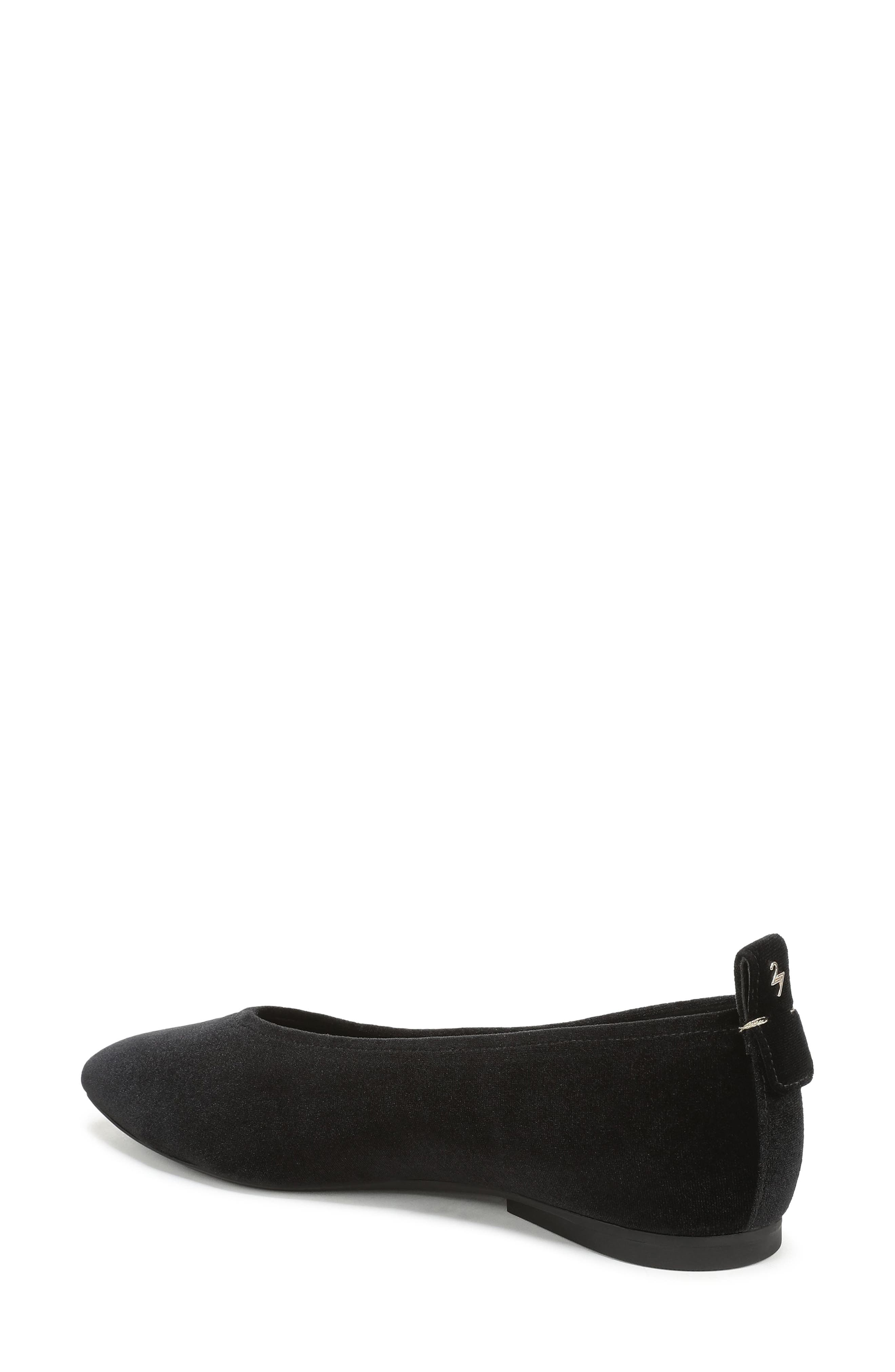 Carla Flat - image 4