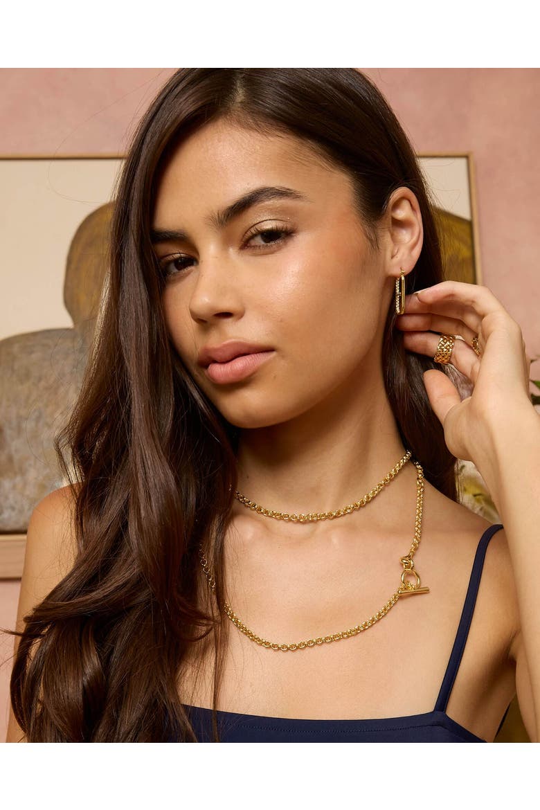 Lovers Chain, Alternate, color, Gold