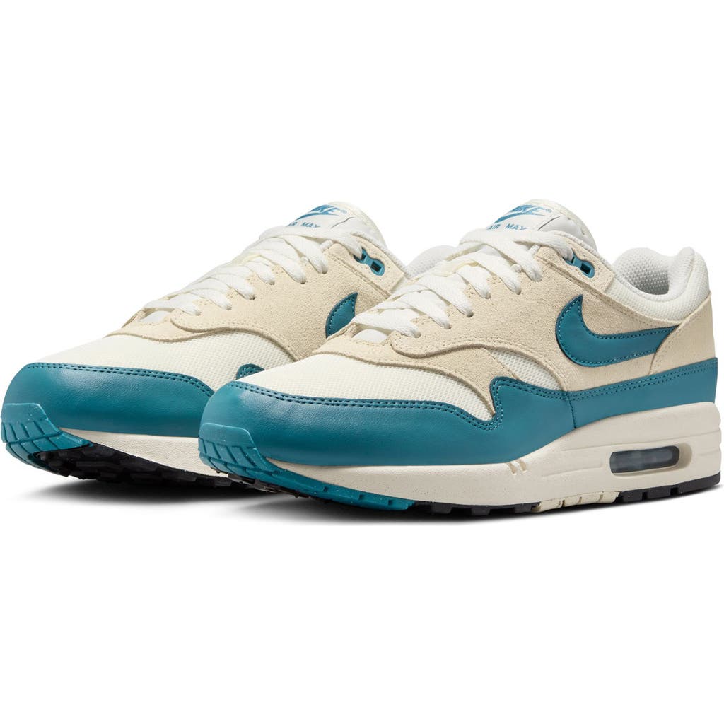 Nike Air Max 1 Essential Sneaker
