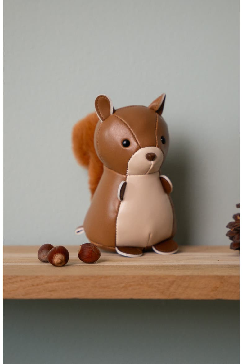 Tiny Friends Alex the Squirrel, Alternate, color, BROWN